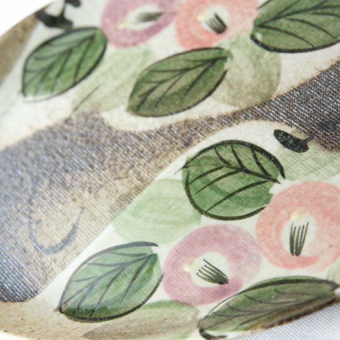 【益子焼】たたら作りの変形パンプレート【サイズ大】【優しい風合いのつばき模様・単品1枚】