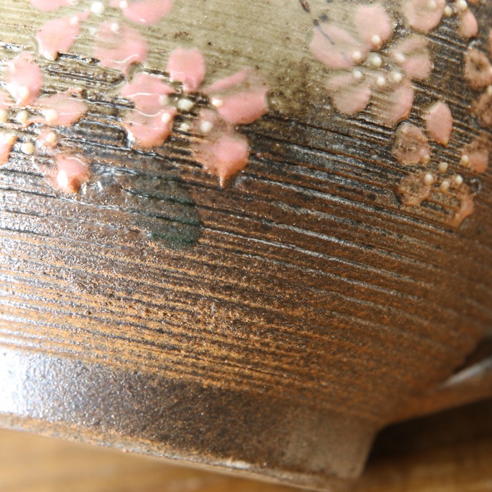 【益子焼】　大きめ マグカップ おしゃれ ふっくら どっしり 筋彫りライン さくら桜模様　【単品１個】