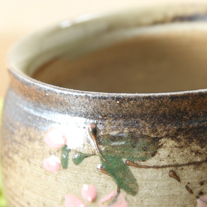 【益子焼】　大きめ マグカップ おしゃれ ふっくら どっしり 筋彫りライン さくら桜模様　【単品１個】