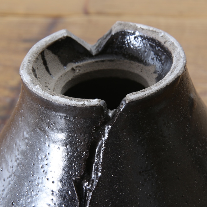 【益子焼】 3.3号鉢 植木鉢 陶器鉢 塊根植物 アガベ サボテン 【黒釉シリーズ】 高さ約7.5cm 作家 陶芸家 横山雄一作