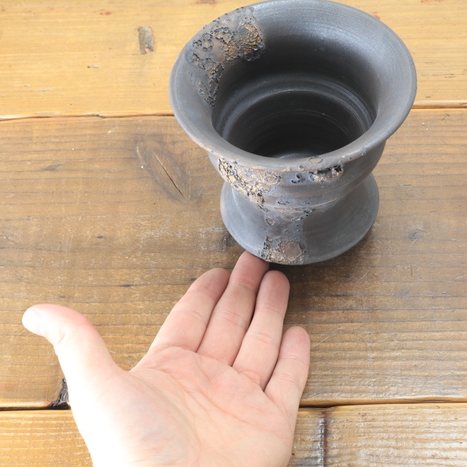 【益子焼】 4号鉢 高さ約10.8cm 植木鉢 陶器鉢 塊根植物 アガベ サボテン コーデックス 【銀河鉢シリーズ】 作家 陶芸家 横山雄一作 一点物