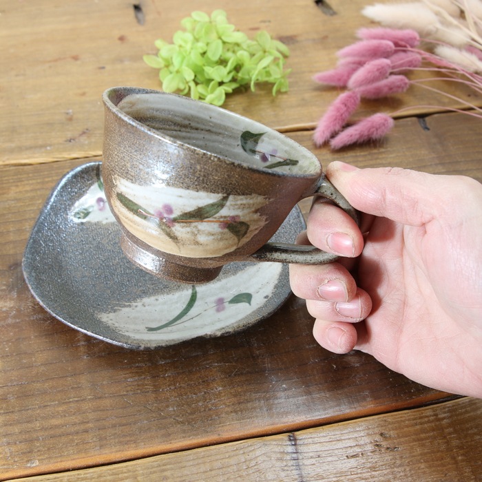 【益子焼】ふだん使いの珈琲カップ＆ソーサー【刷毛目つゆ草模様】【ソーサー付き・単品１客】