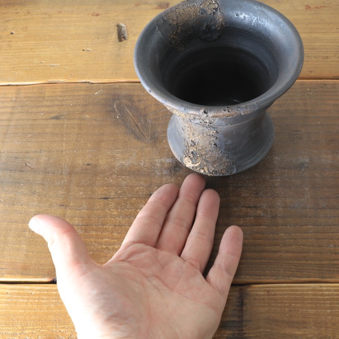 【益子焼】 4号鉢 高さ約11cm 植木鉢 陶器鉢 塊根植物 アガベ サボテン コーデックス 【銀河鉢シリーズ】 作家 陶芸家 横山雄一作 一点物