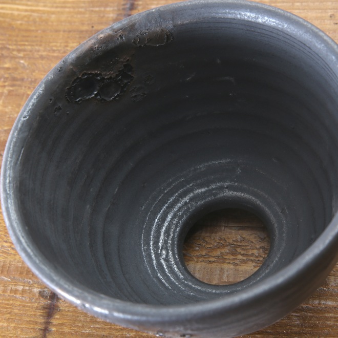【益子焼】4号鉢 植木鉢 陶器鉢 塊根植物 アガベ サボテン 【黒金銀河鉢・Black&Gold Garaxy】 高さ約7cm 作家 陶芸家 横山雄一作