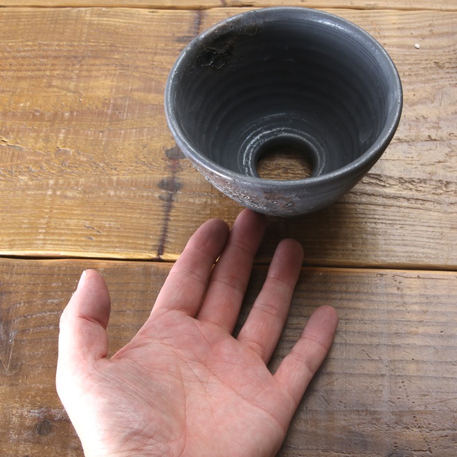 【益子焼】4号鉢 植木鉢 陶器鉢 塊根植物 アガベ サボテン 【黒金銀河鉢・Black&Gold Garaxy】 高さ約7cm 作家 陶芸家 横山雄一作