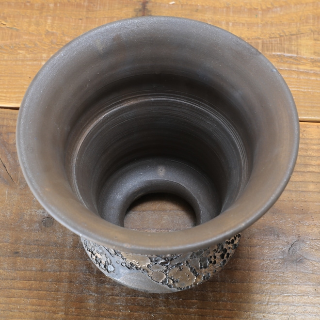 5.7号鉢 高さ約12.5cm 植木鉢 陶器鉢 塊根植物 コーデックス アガベ サボテン 【銀河鉢クレーター】 作家 陶芸家 横山雄一作 一点物
