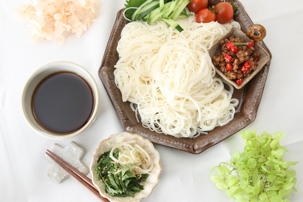 【益子焼】 釉薬シリーズ　蕎麦ちょこ 小さめで使いやすい いっちんドット柄 単品１個