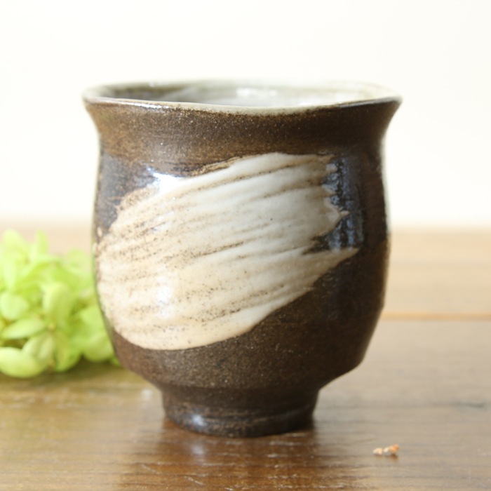 【益子焼】素朴な刷毛目の夫婦湯呑み