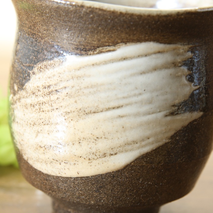 【益子焼】素朴な刷毛目の夫婦湯呑み