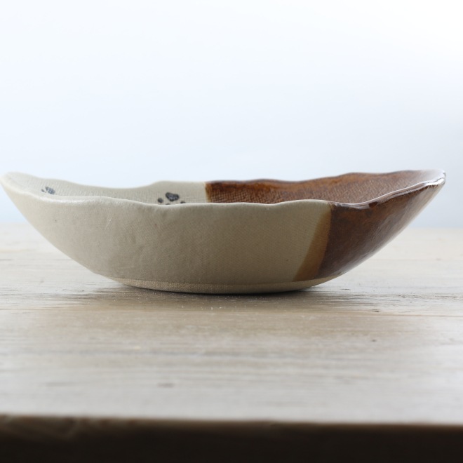【益子焼】おしゃれ オーバル 中鉢 ボウル 肉球シリーズ 【単品1個】