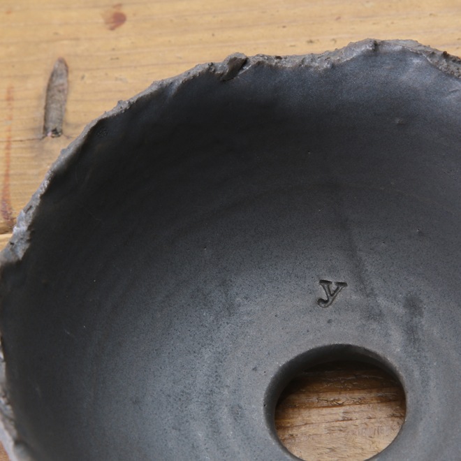 【益子焼】5.1号鉢 植木鉢 陶器鉢 塊根植物 アガベ サボテン 【砂漠シリーズ】 浅め高さ約6.5cm 作家 陶芸家 横山雄一作 一点物