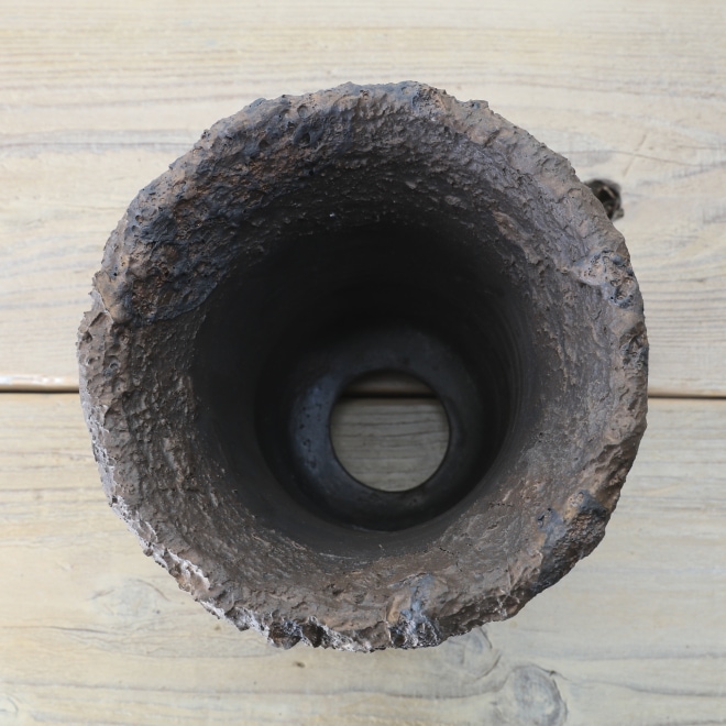 【益子焼】 5.1号鉢 高さ約17cm 植木鉢 陶器鉢 塊根植物 コーデックス アガベ 【溶岩流lavaシリーズ】 作家 陶芸家 横山雄一作 一点物