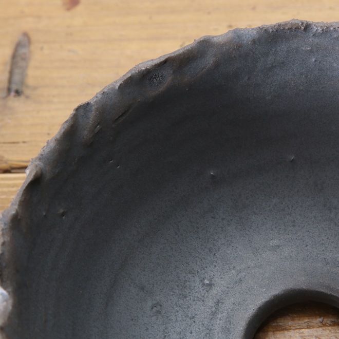 【益子焼】5.3号鉢 植木鉢 陶器鉢 塊根植物 アガベ サボテン 【砂漠シリーズ】 浅め高さ約6～6.5cm 作家 陶芸家 横山雄一作 一点物　（傾きあり）