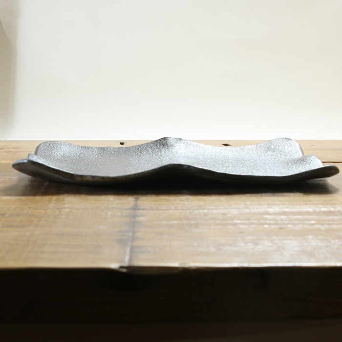 【益子焼】 渋い炭化焼無地 にぎり寿司皿 握り寿司皿 にぎり鮨皿 約10貫前後用 刺身皿にも 板皿 【単品1枚】