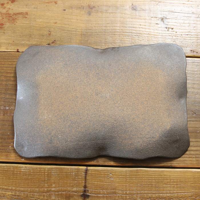 【益子焼】 渋い炭化焼無地 にぎり寿司皿 握り寿司皿 にぎり鮨皿 約10貫前後用 刺身皿にも 板皿 【単品1枚】