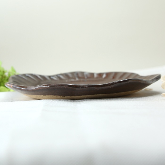 【益子焼】釉薬シリーズ　縁しのぎケーキプレート　約15.5cm　【益子あめ釉・単品１枚】