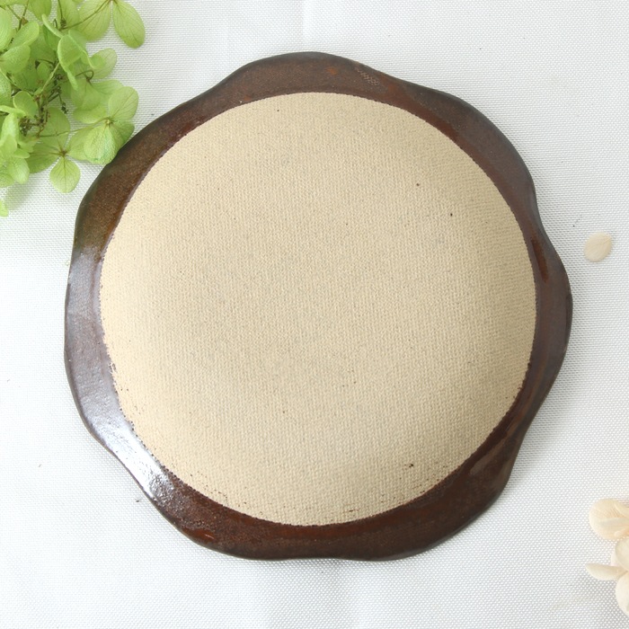【益子焼】釉薬シリーズ　縁しのぎケーキプレート　約15.5cm　【益子あめ釉・単品１枚】