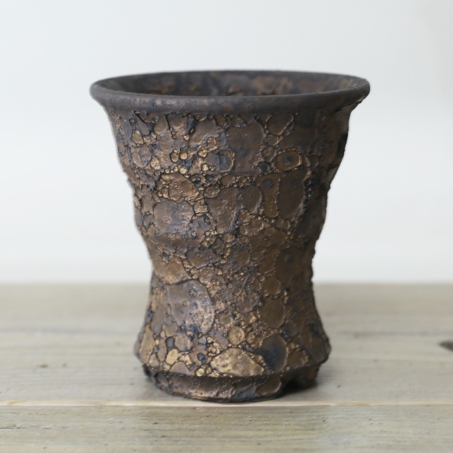 【益子焼】 3.6号鉢 高さ約12.5cm 植木鉢 陶器鉢 塊根植物 コーデックス アガベ サボテン 【NEW銀河鉢クレーター】 作家 陶芸家 横山雄一作