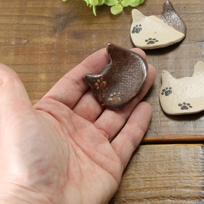 【益子焼】釉薬シリーズ 猫ミミの箸置き 可愛い肉球の箸置き 【単品1個】