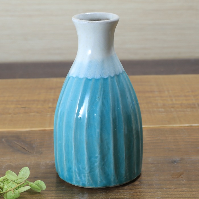 【益子焼】 釉シリーズ 酒器セット 酒器揃え しのぎ 白とシスキーグリーン 【とっくり１本・おちょこ２個のセット】