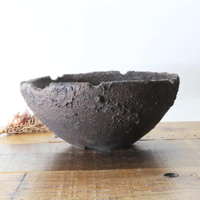 【益子焼】 8.6号鉢 高さ約12cm 植木鉢 陶器鉢 塊根植物 アガベ サボテン コーデックス 【砂漠シリーズ】 作家 陶芸家 横山雄一作 一点物