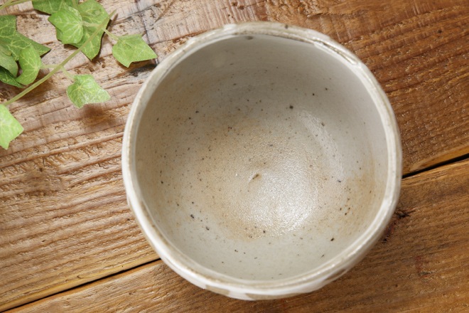 【益子焼】白化粧の流し掛けお手頃サイズのカフェオレボウル【炭化焼シリーズ】【単品１個】