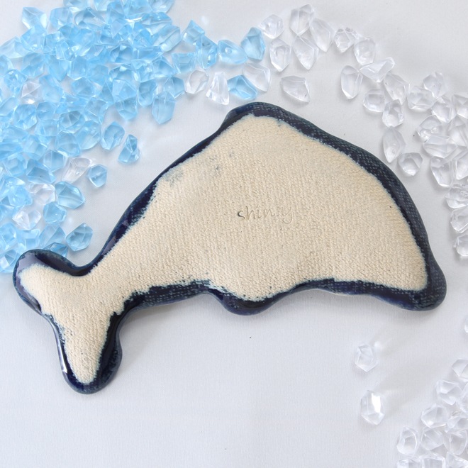 【益子焼】おしゃれ 海の生き物たちシリーズ イルカ イルカの小皿 いっちん瑠璃釉 【単品1枚】