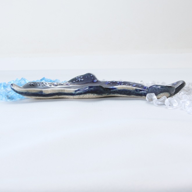 【益子焼】おしゃれ 海の生き物たちシリーズ イルカ イルカの小皿 いっちん瑠璃釉 【単品1枚】