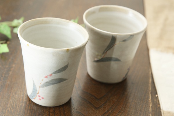 【益子焼】釉シリーズ カラフル露草のお手頃フリーカップ 【つやなし白マット釉シリーズ・単品1個】
