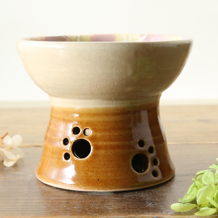 【益子焼】 ペット 食器 エサ皿 フードボウル キャラメル色と薄いベージュ チェック柄（パープル＆ピンク）釉薬シリーズ 【単品1個】