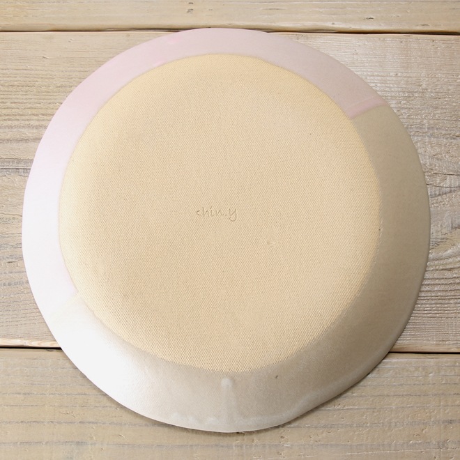 【益子焼】 肉球 シンプル丸形の深さのあるパスタ皿（サイズ大）約24cm 益子薄桃釉【単品１枚】