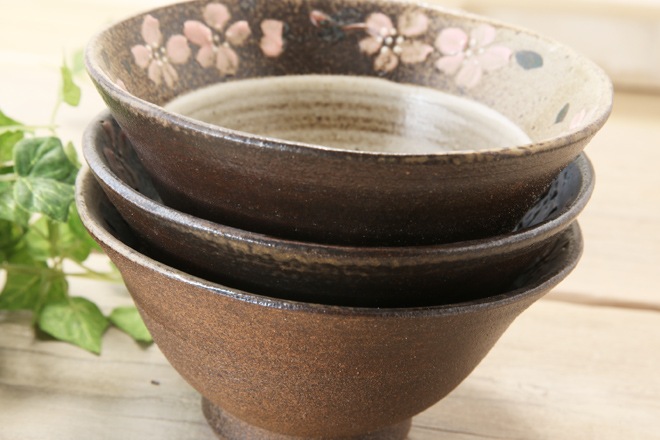 【益子焼】開いた形のさくらの深さのある小鉢【単品1個】