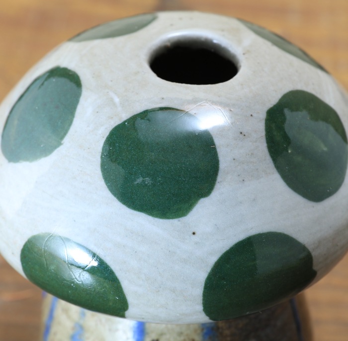 【益子焼】 一輪挿し 花器 花瓶 花びん フラワーベース 花生け 花活け きのこ 高さ10.5cm 1点もの