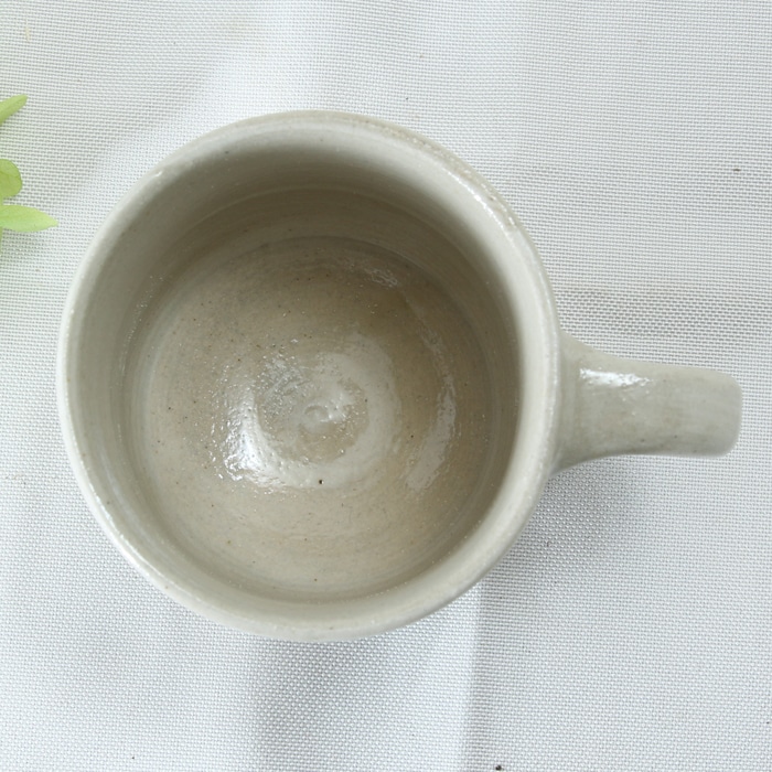 【益子焼】こどものうつわ。益子焼のかわいい絵柄の子供用マグカップ 明るめな風合い NEW 【単品1個】