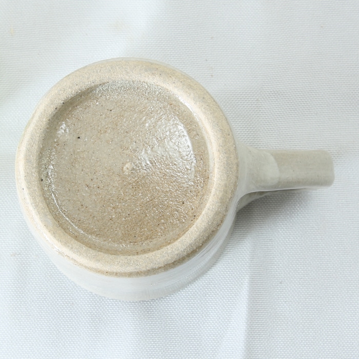 【益子焼】こどものうつわ。益子焼のかわいい絵柄の子供用マグカップ 明るめな風合い NEW 【単品1個】