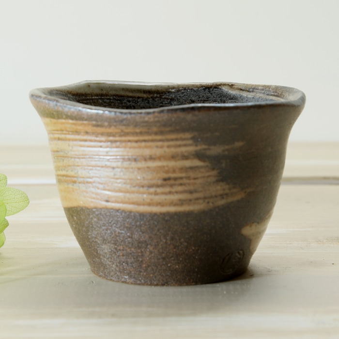 【益子焼】素朴な刷毛目の 蕎麦ちょこ そばちょこ そば猪口　蕎麦猪口　茶系色の渋めな落ち着きのある色合いがイイ 【単品１個】