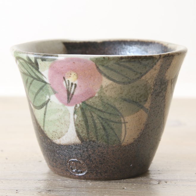 【益子焼】職人が作ったこだわりのそばちょこ 蕎麦猪口 【優しい風合いのつばき模様・単品１個】