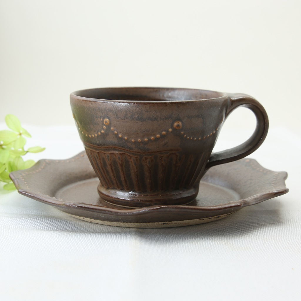 【益子焼】 コーヒーカップ＆ソーサー いっちんドット柄 レトロ焦げ茶 釉薬シリーズ 単品１客