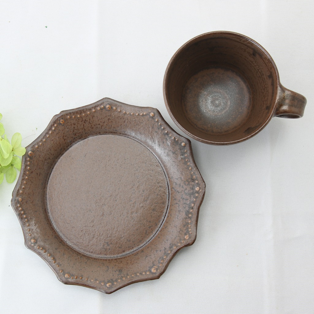 【益子焼】 コーヒーカップ＆ソーサー いっちんドット柄 レトロ焦げ茶 釉薬シリーズ 単品１客