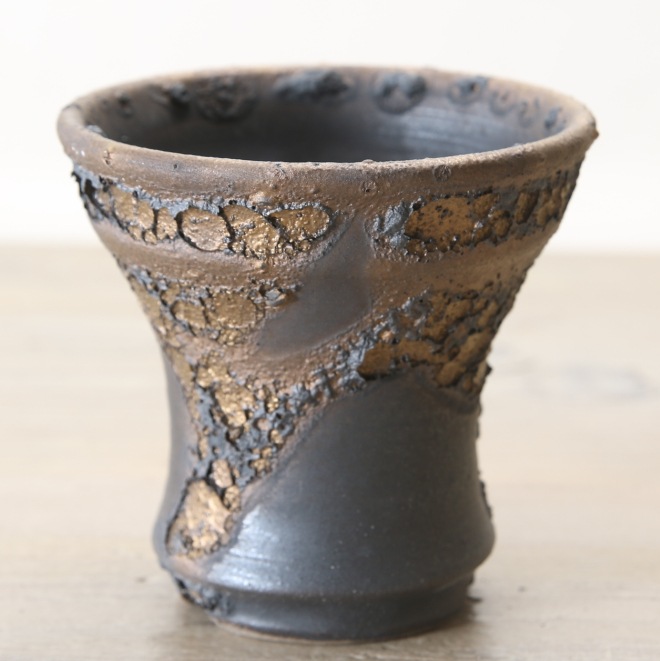 陶歴 瀬戸焼手描きさくら切立型ポット｜茶器・煎茶道具｜京なごみ