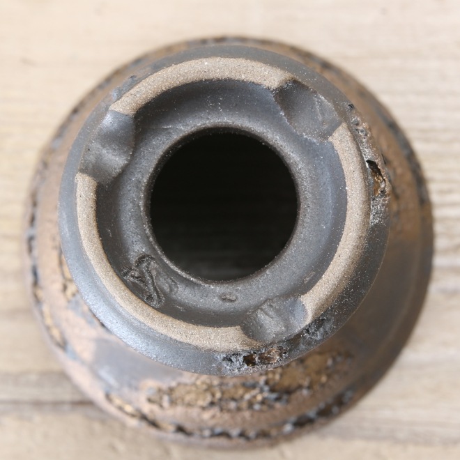 【益子焼】 2.8号鉢 植木鉢 陶器鉢 塊根植物 アガベ サボテン 【NEW銀河鉢クレーター・Black&Gold】 高さ約8cm 作家 陶芸家 横山雄一作