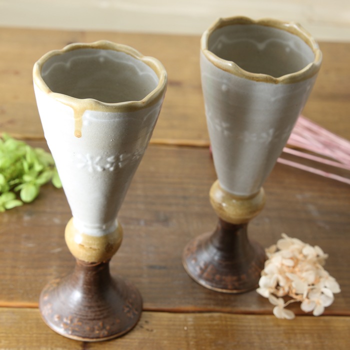 【益子焼】釉シリーズ　縁をカットした洋風デザイン　２種釉薬のいっちんシャンパンカップ　ワインカップ　シャンパングラス　【単品１個】