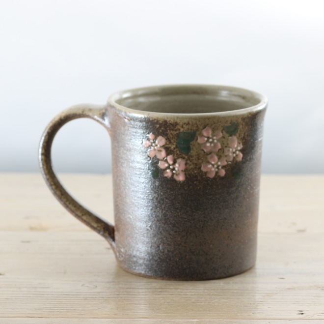 【益子焼】 ビールジョッキ 大きめ 寸胴 炭化焼シリーズ さくら桜 【単品1個】