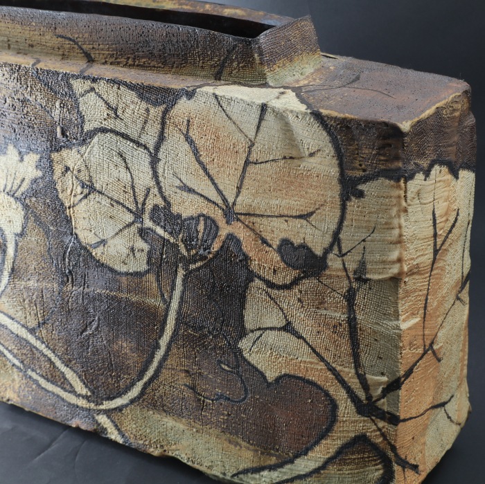 【益子】 陶芸家 陶芸作家 三宅洋司 花器 角瓶 南瓜文角瓶 高さ31cm 一点物 箱無し