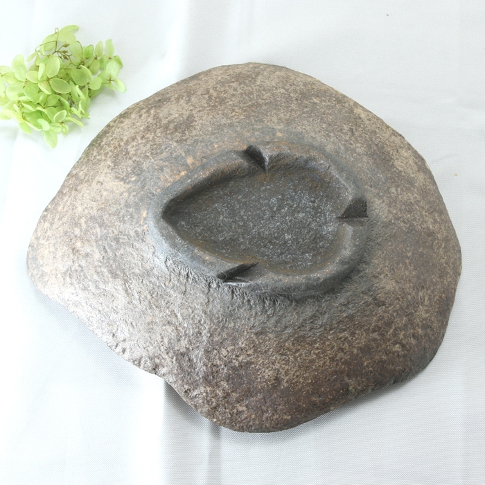 【益子焼 作家】 月兎窯 宮島將實作 石のような凸凹感のあるデザイン どっしり重厚感のある 「石目シリーズ」菱形風 深さのある大鉢 (単品1個)