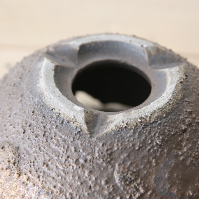 【益子焼】4号鉢 植木鉢 陶器鉢 塊根植物 アガベ サボテン 【砂漠シリーズ】 高さ約6.5～7cm 作家 陶芸家 横山雄一作