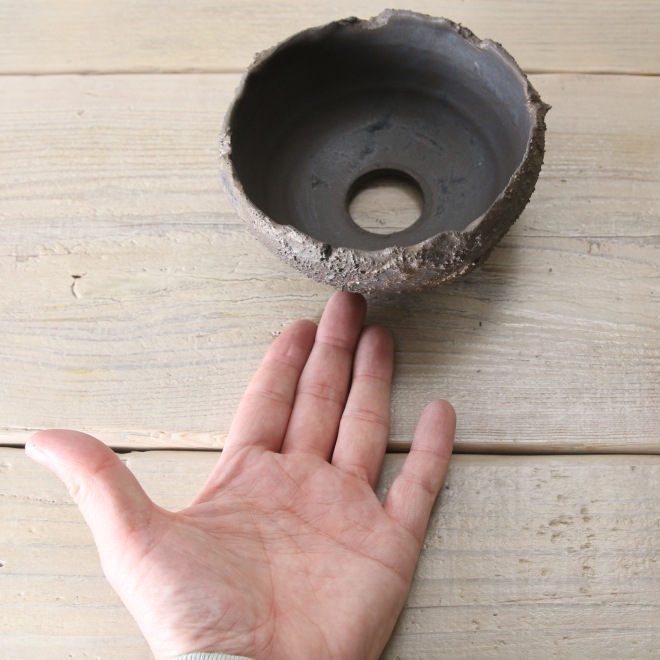 【益子焼】4号鉢 植木鉢 陶器鉢 塊根植物 アガベ サボテン 【砂漠シリーズ】 高さ約6.5～7cm 作家 陶芸家 横山雄一作