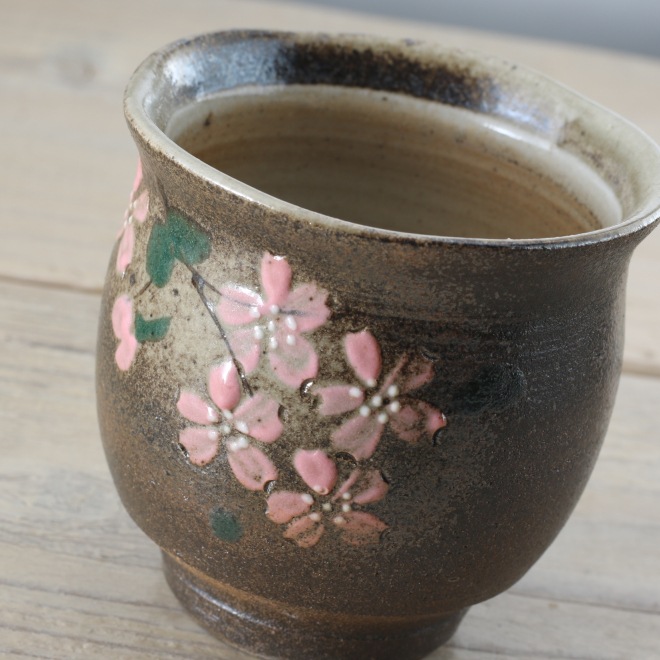 【益子焼】 夫婦湯呑み 夫婦湯飲み さくら桜 ふっくら持ちやすい