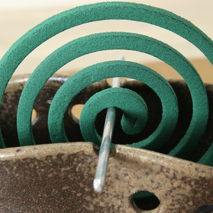 【益子焼】 蚊取り線香入れ 蚊取り線香ホルダー おしゃれ 荒しのぎ 炭化焼き無地 陶器 普通サイズ 【陶器本体1個・棒1本付き】※蚊取り線香は付きません