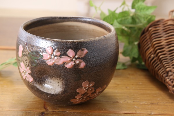 【益子焼】お手頃サイズのカフェオレボウル【凹みあり・さくら模様・単品１個】